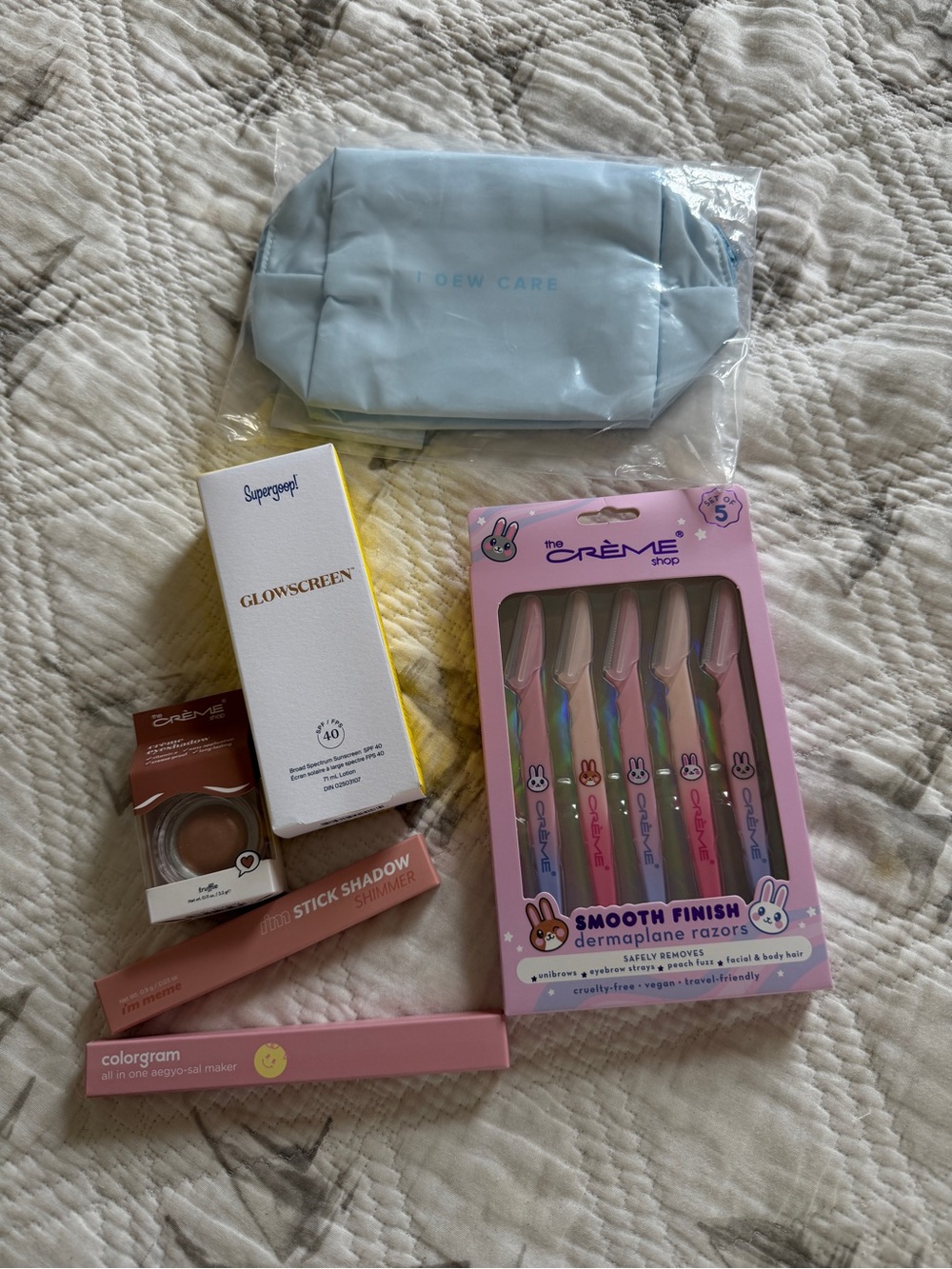 The Crème Shop face bundle  - Pastel Multicolor